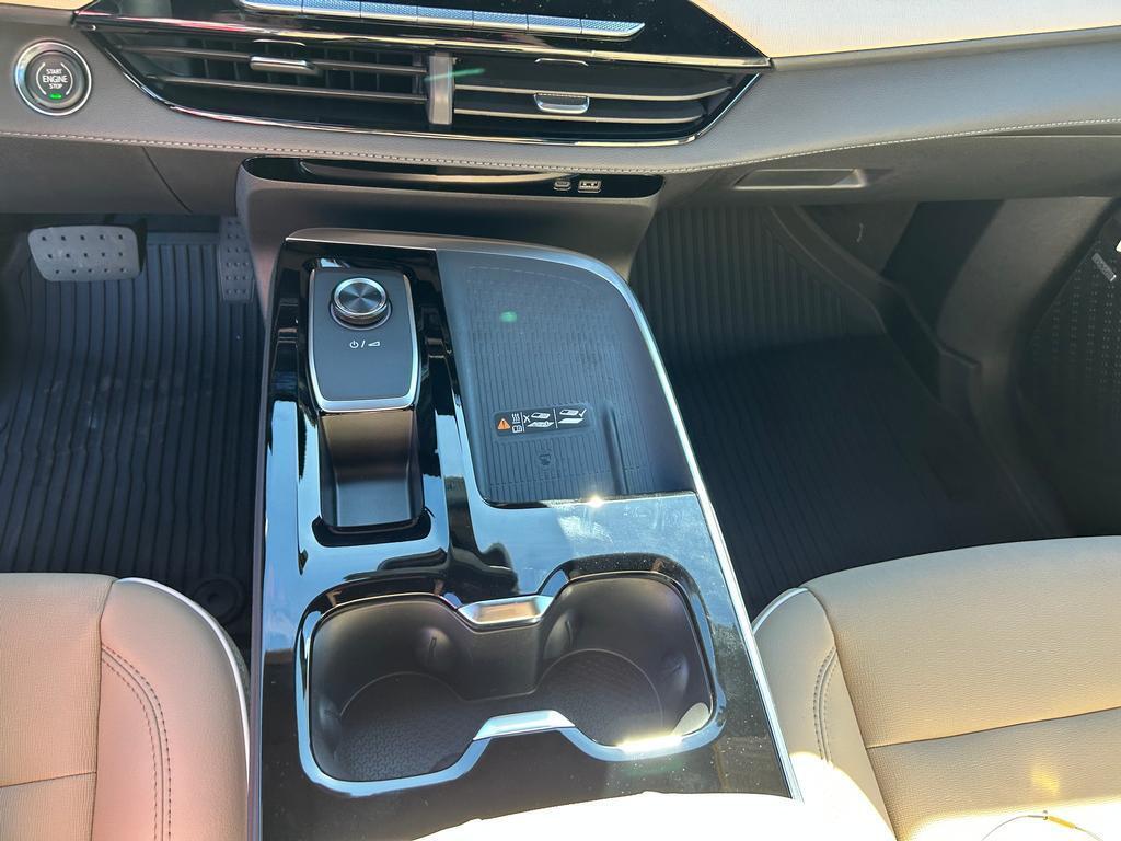 2026 Buick Enclave Preferred photo 8