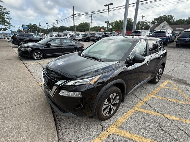 2023 Nissan Rogue SV photo 6