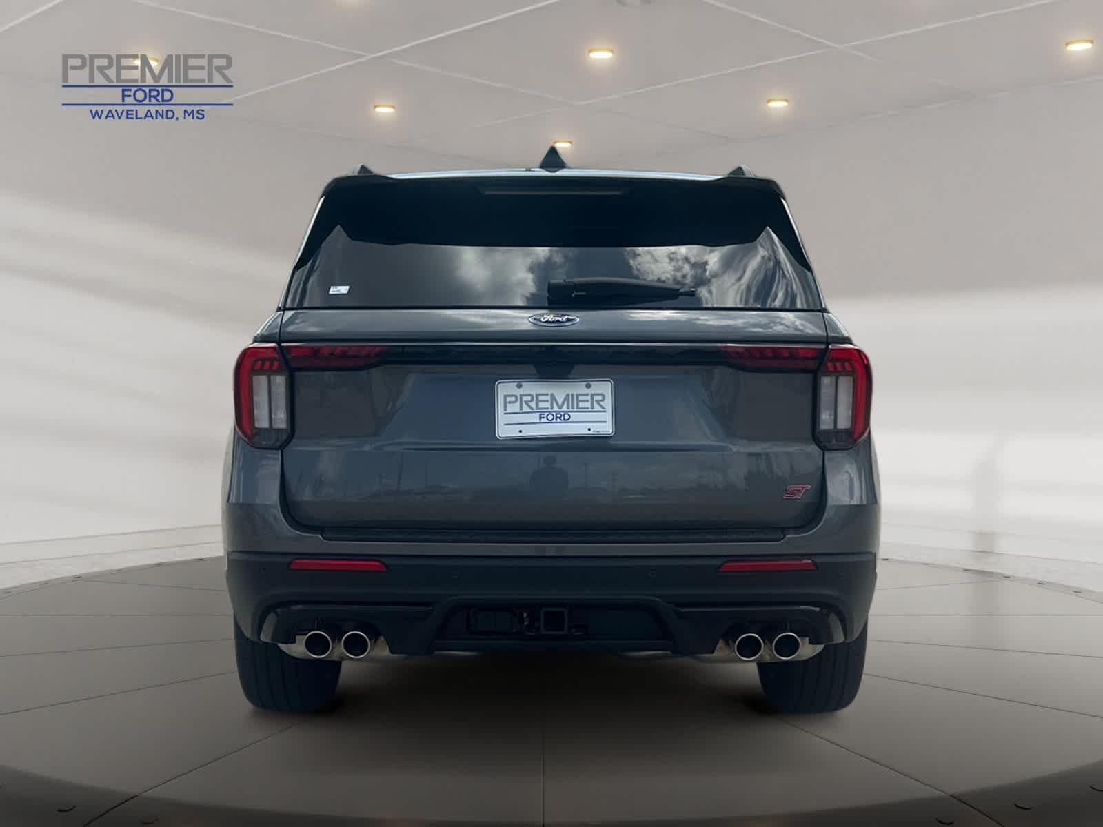2025 Ford Explorer ST photo 4