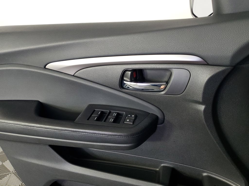 Used 2016 Gray Honda EX-L image 29