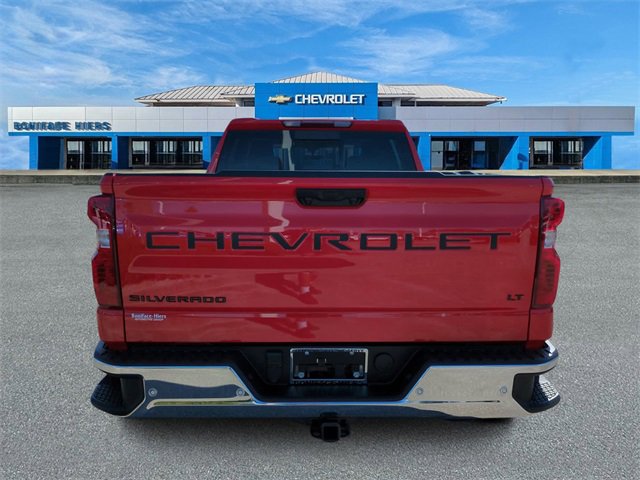2025 Chevrolet Silverado 1500 LT photo 4