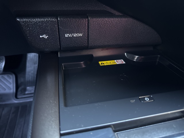 2023 Toyota Camry XSE photo 31