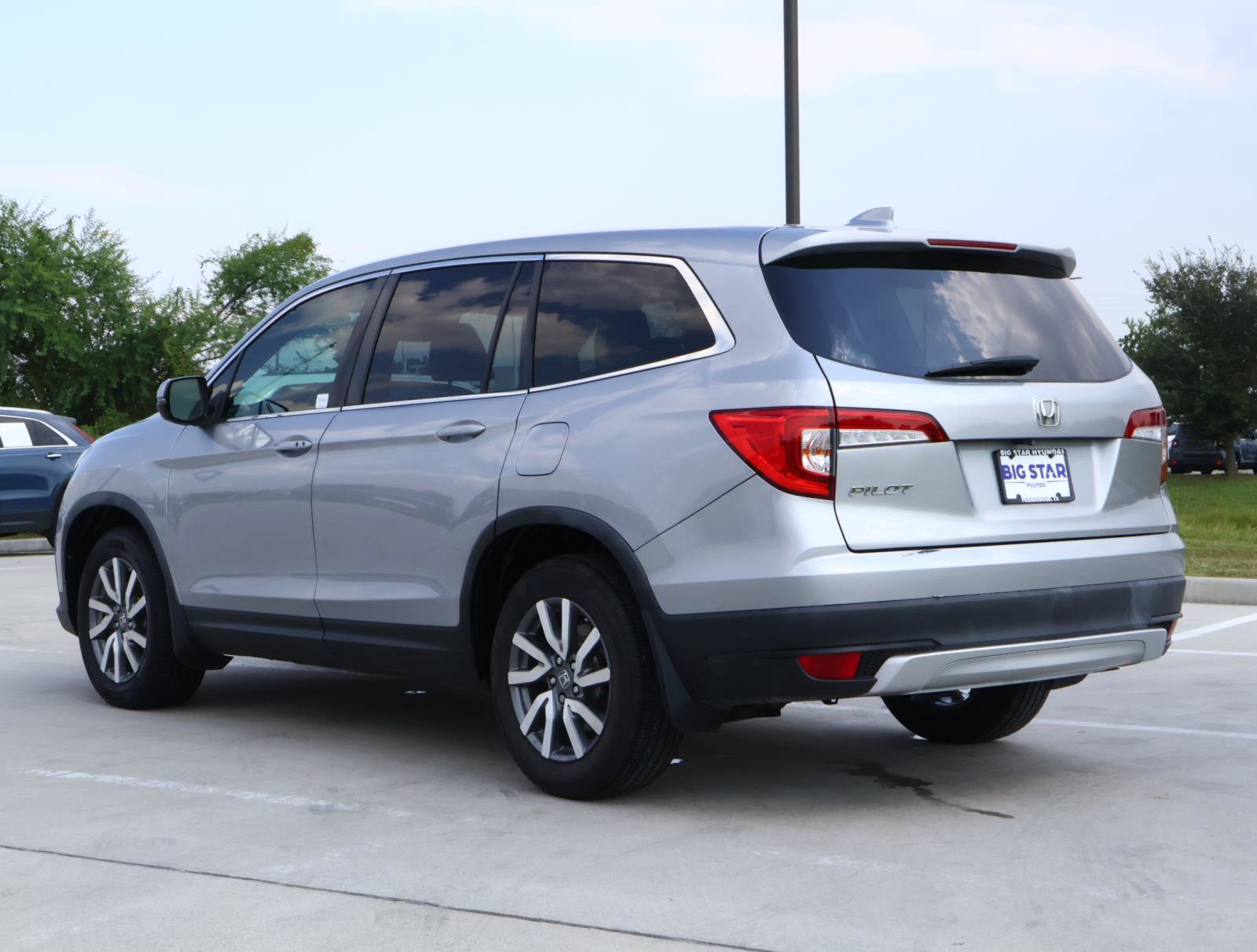 2019 Honda Pilot EX-L photo 3