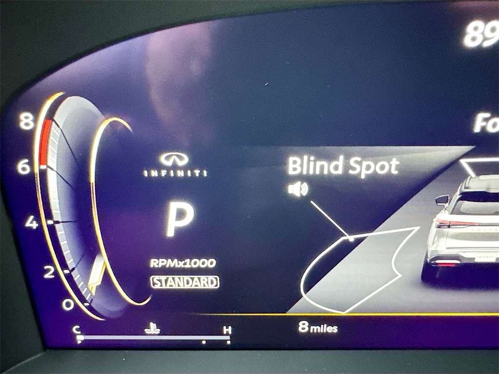 2026 Infiniti QX60 Luxe photo 12