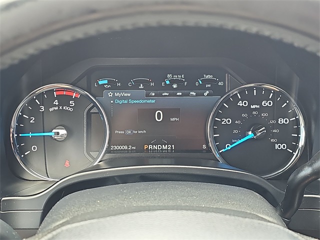 2017 Ford F-250 Platinum photo 2