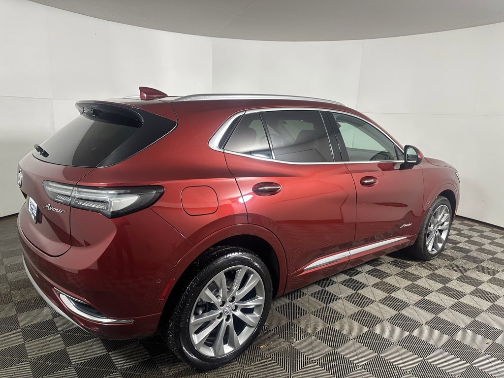 2023 Buick Envision Avenir photo 3