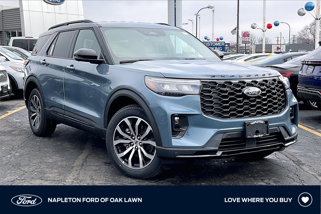2026 Ford Explorer ST-LINE's photo