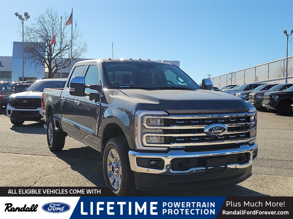 2026 Ford F-350 Super Duty Lariat's photo