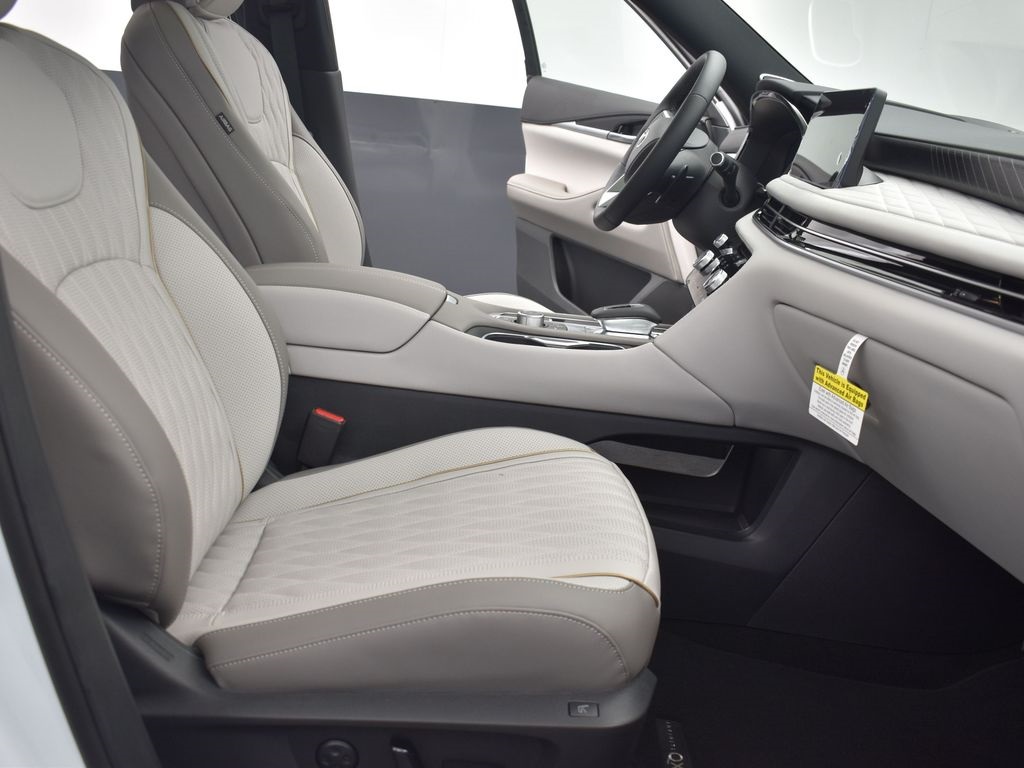 2026 Infiniti QX60 Autograph AWD photo 16
