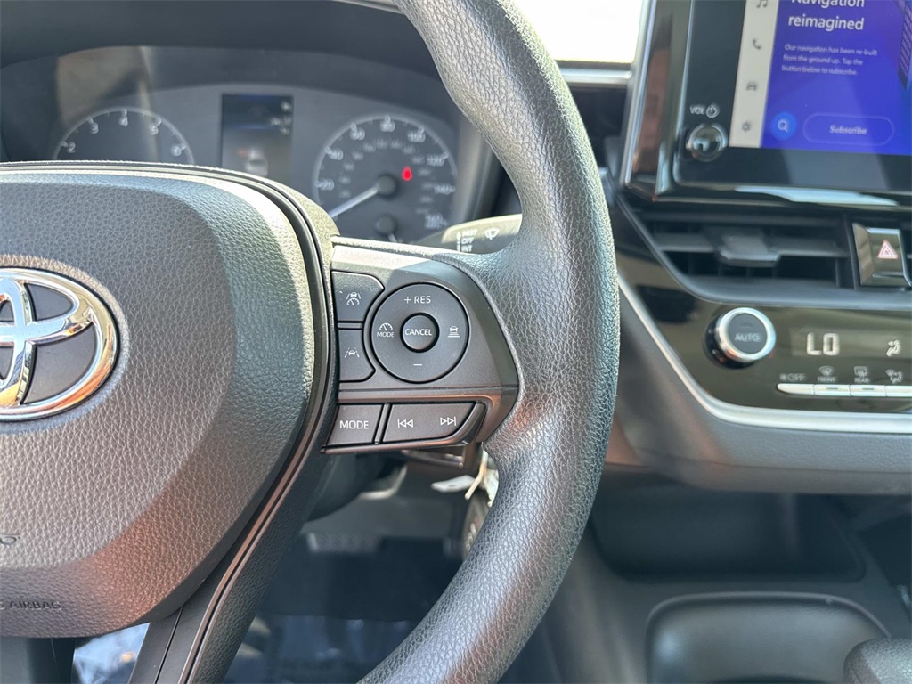 2023 Toyota Corolla LE photo 22