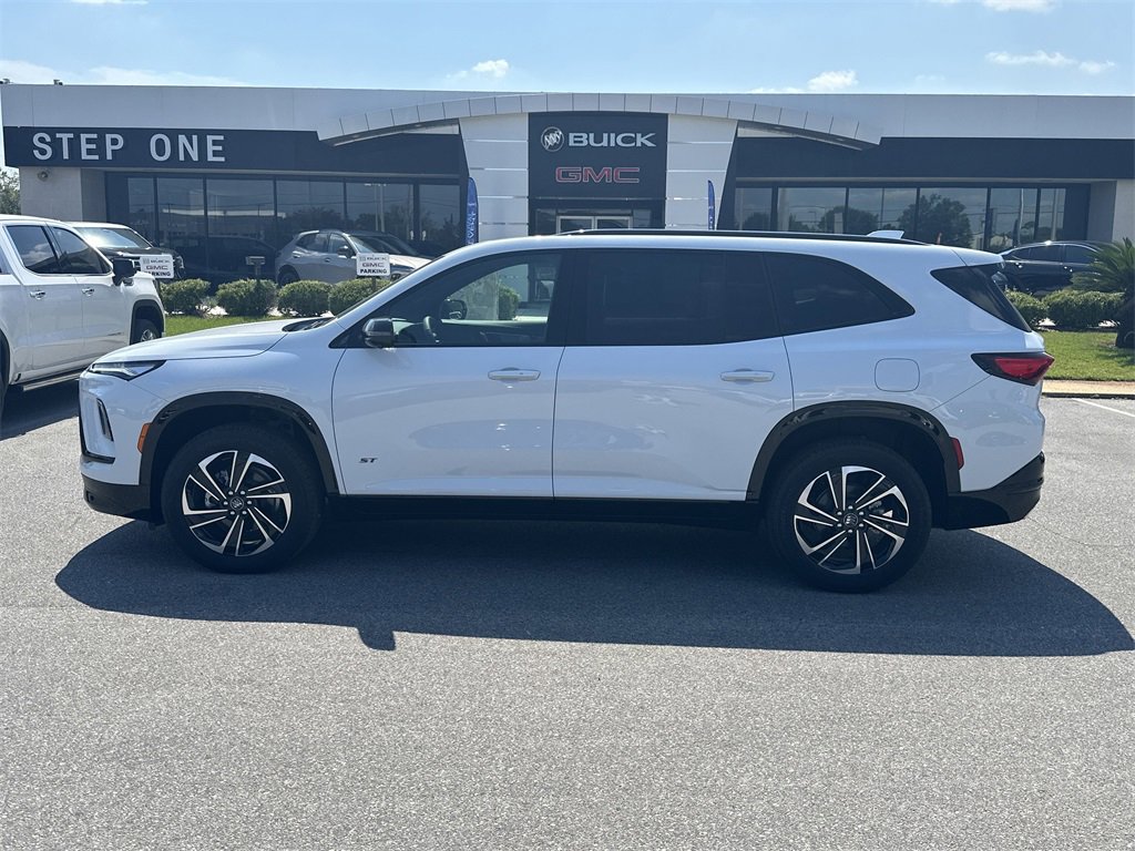 2026 Buick Enclave Sport Touring photo 4