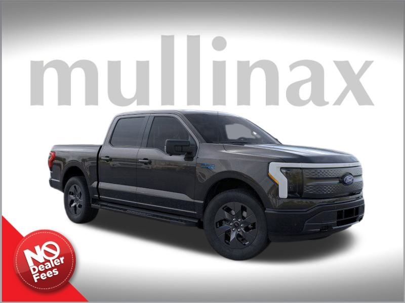 2025 Ford F-150 Lightning photo 2