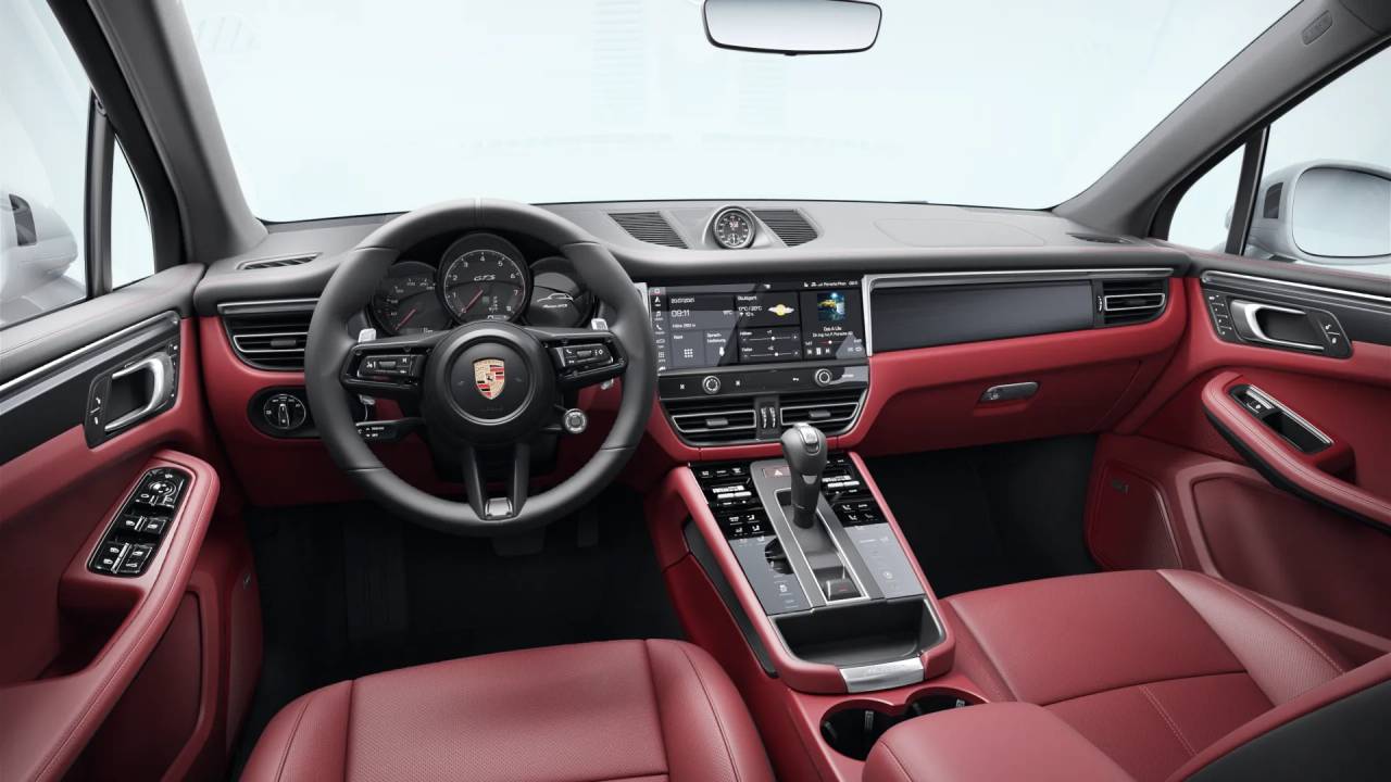 2026 Porsche Macan GTS photo 10