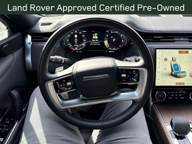 2023 Land Rover Range Rover SE photo 2