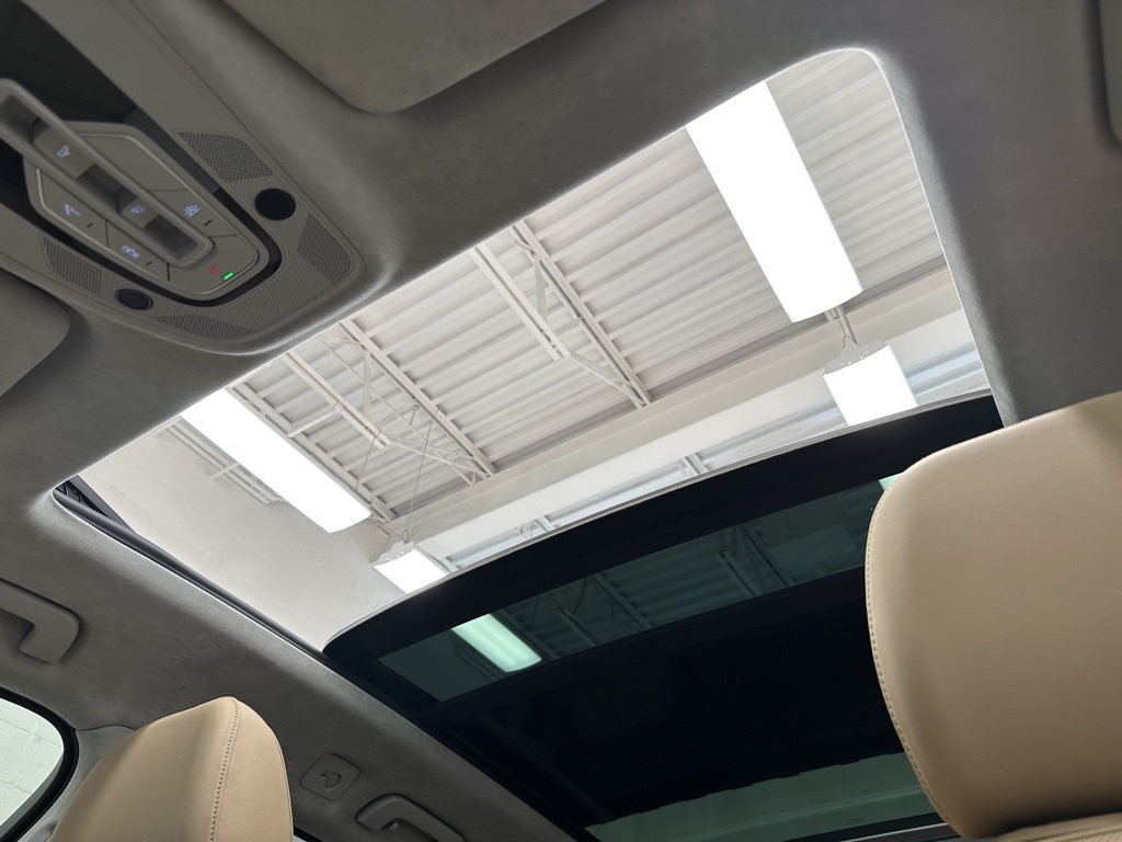 2022 Audi Q7 55 Prestige photo 39