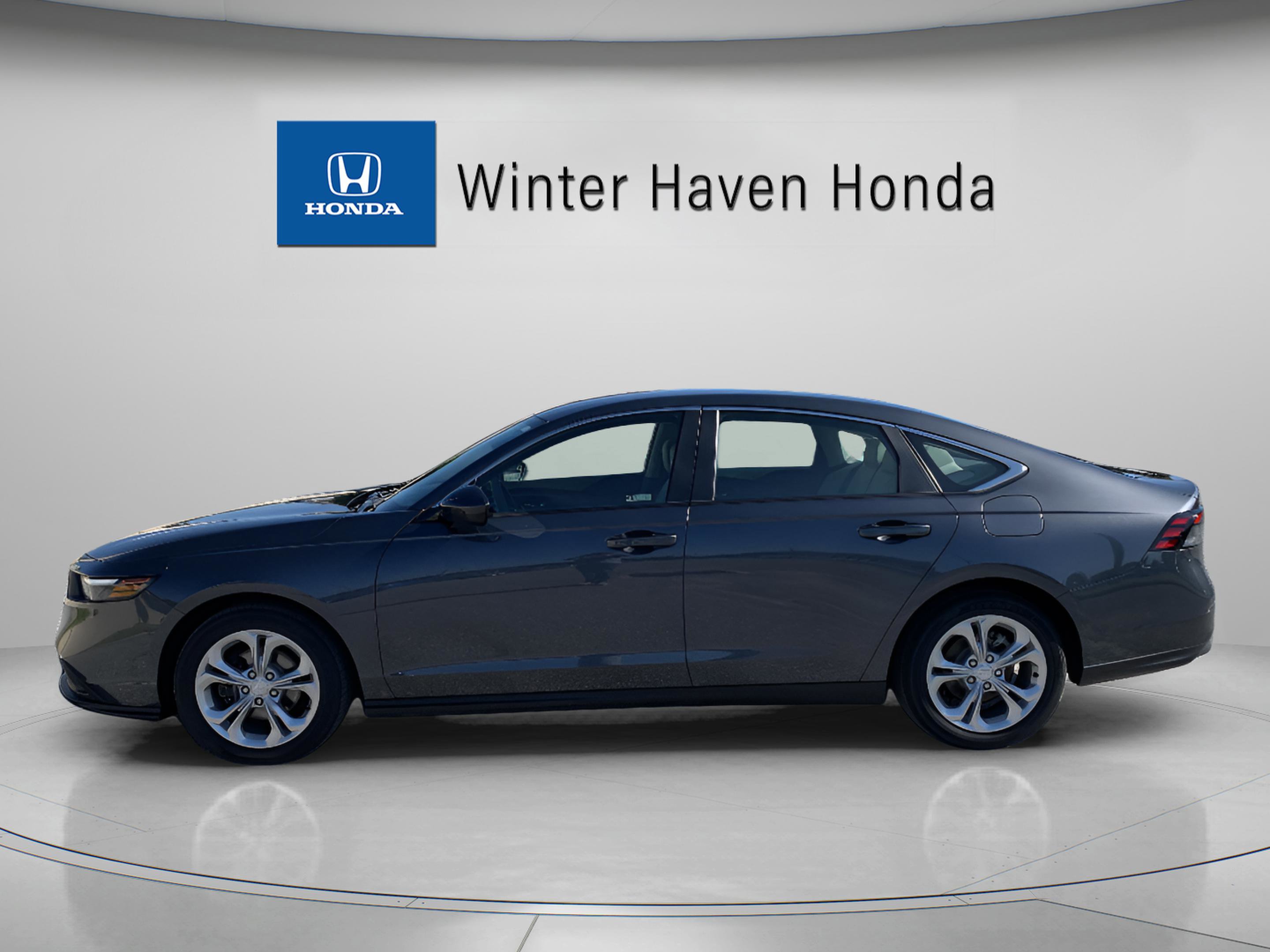 2023 Honda Accord LX photo 3