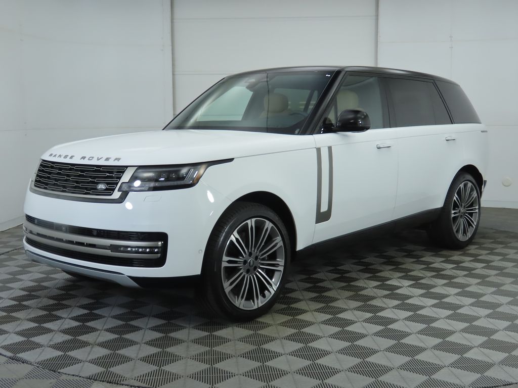 2025 Land Rover Range Rover SE's photo
