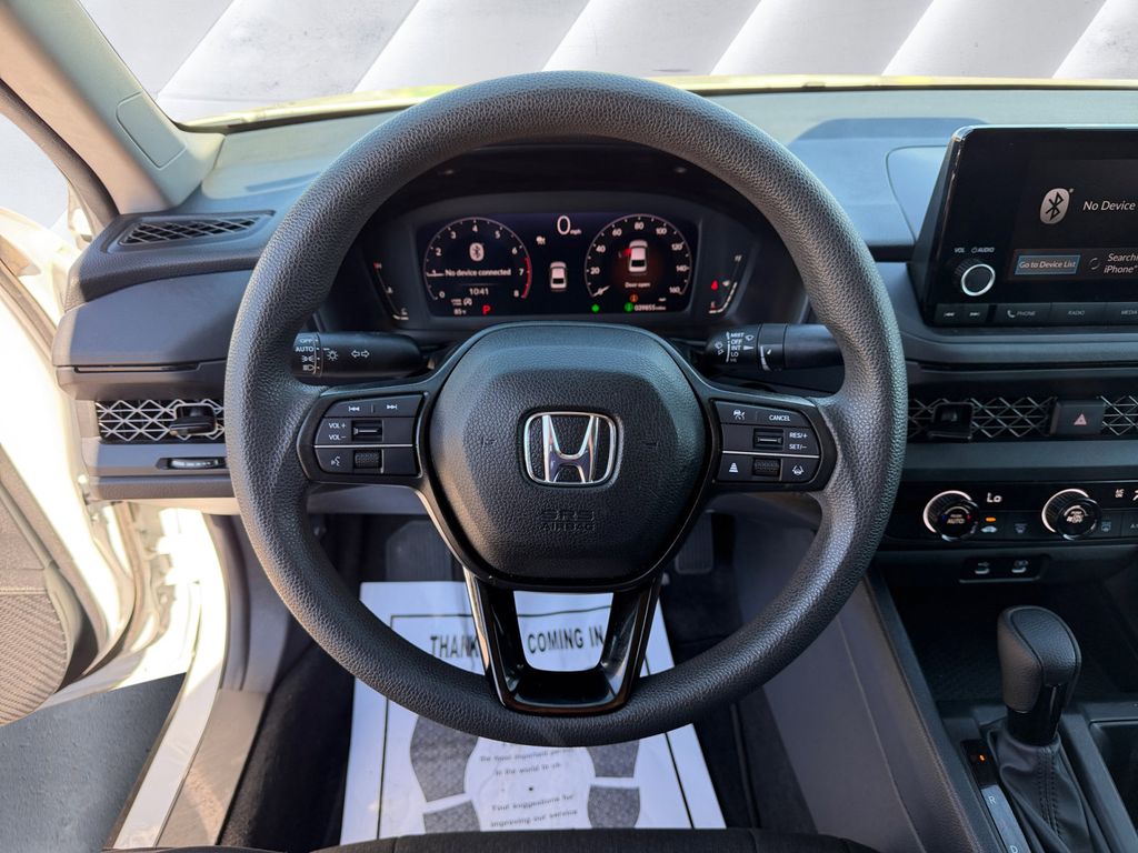 2023 Honda Accord LX photo 7
