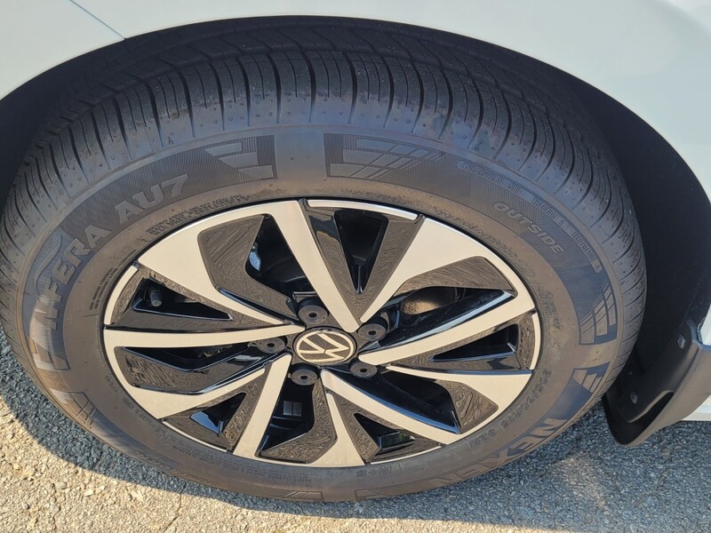 2025 Volkswagen Jetta 1.5T S photo 11