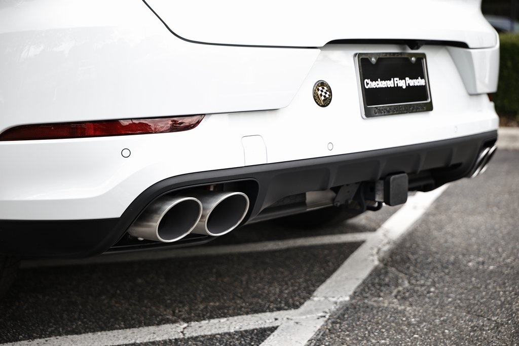 2025 Porsche Cayenne S E-Hybrid photo 15