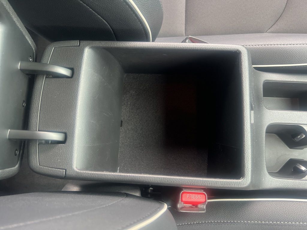 2024 Kia Forte GT-Line photo 22