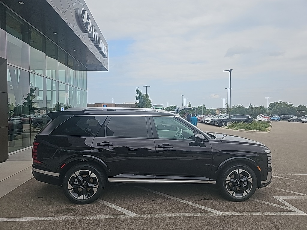 2026 Hyundai Palisade Limited photo 6