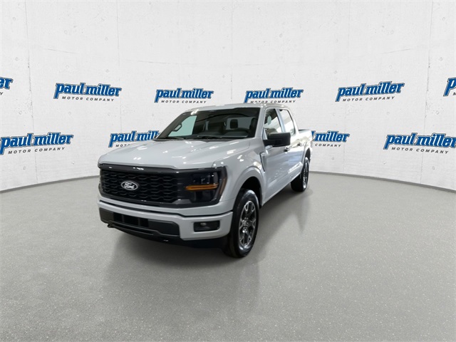 2025 Ford F-150 STX photo 4