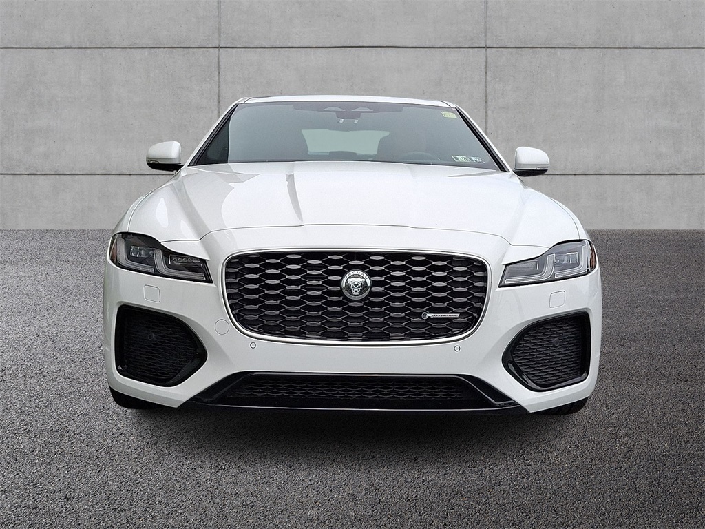 2024 Jaguar XF R-Dynamic SE photo 2
