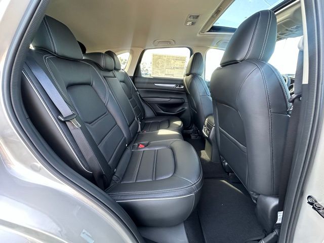 2025 Mazda CX-5 2.5 S Preferred photo 31