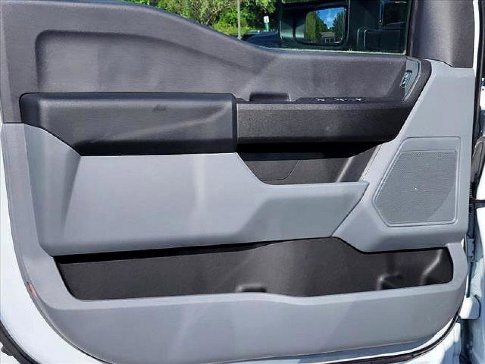 2023 Ford F-250 XL photo 4