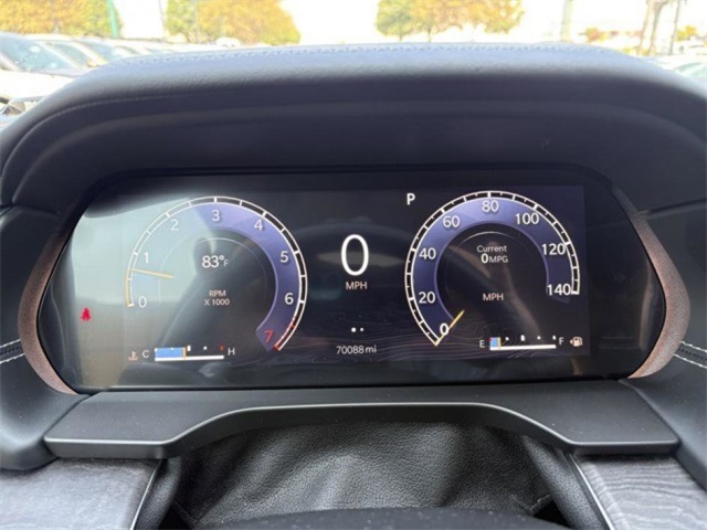 2021 Jeep Grand Cherokee Overland photo 11