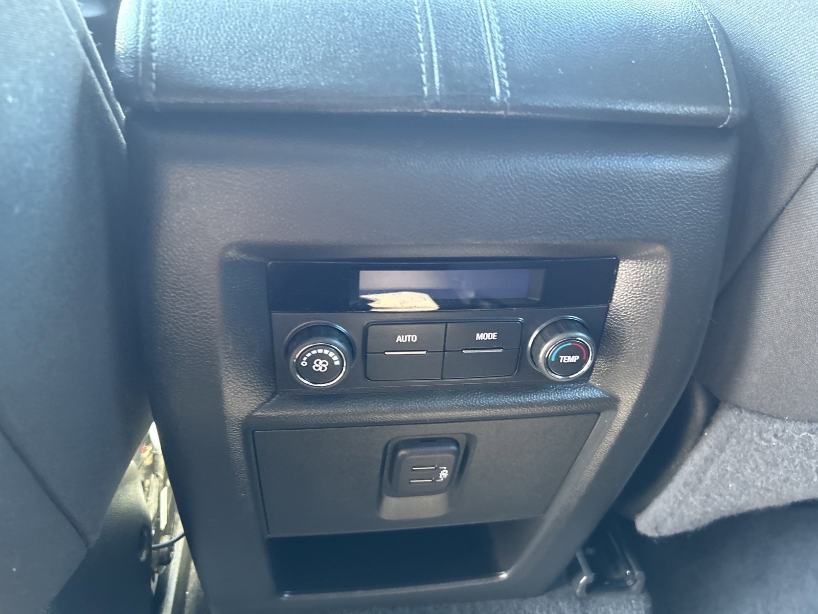 2023 Chevrolet Traverse Cloth photo 33