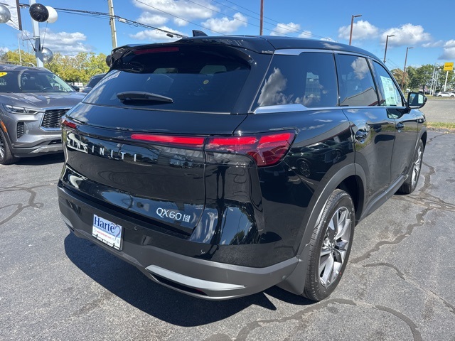 2026 Infiniti QX60 Pure photo 3