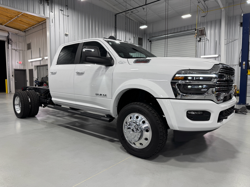 2025 Ram 4500 photo 13