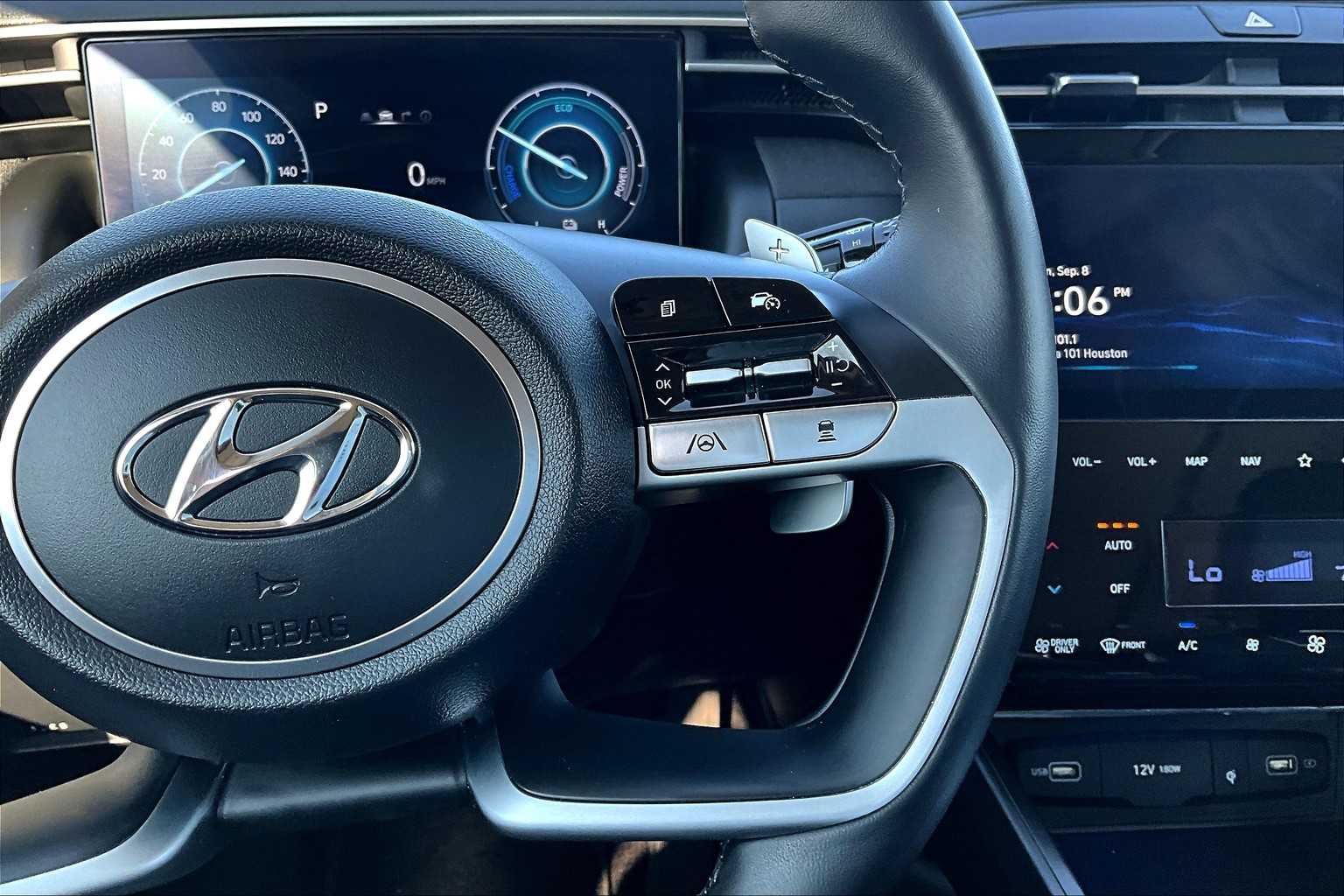 2024 Hyundai Tucson Hybrid photo 24