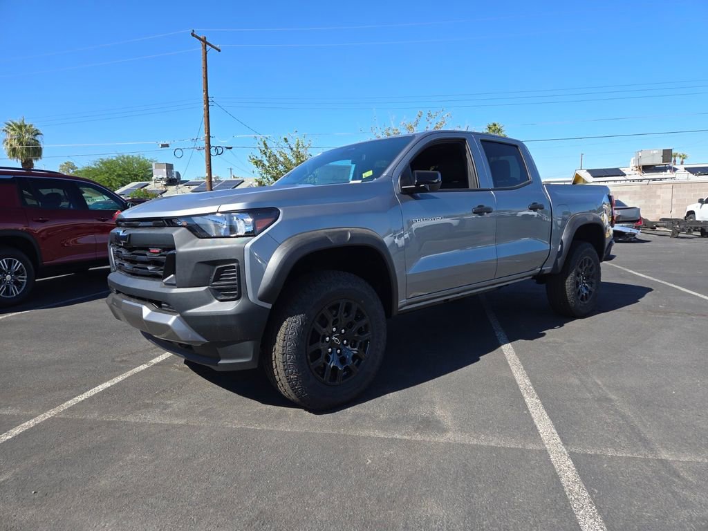 2026 Chevrolet Colorado Trail Boss photo 2