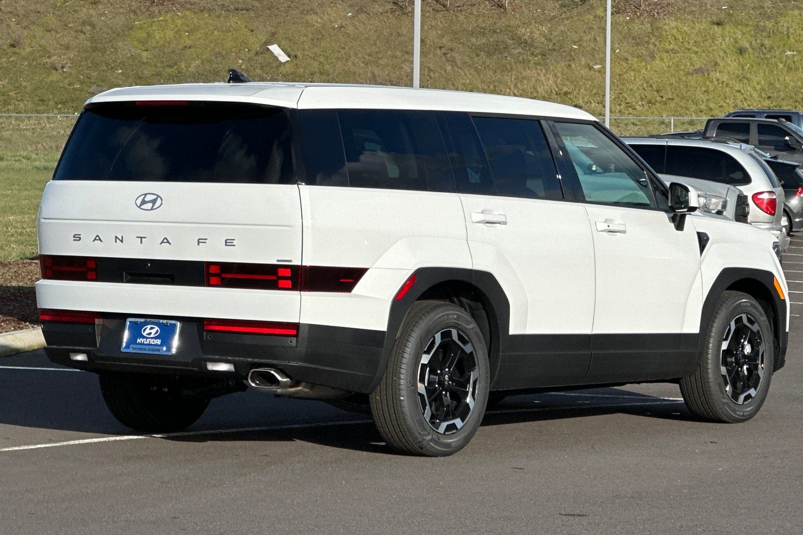 2025 Hyundai Santa Fe SE photo 3