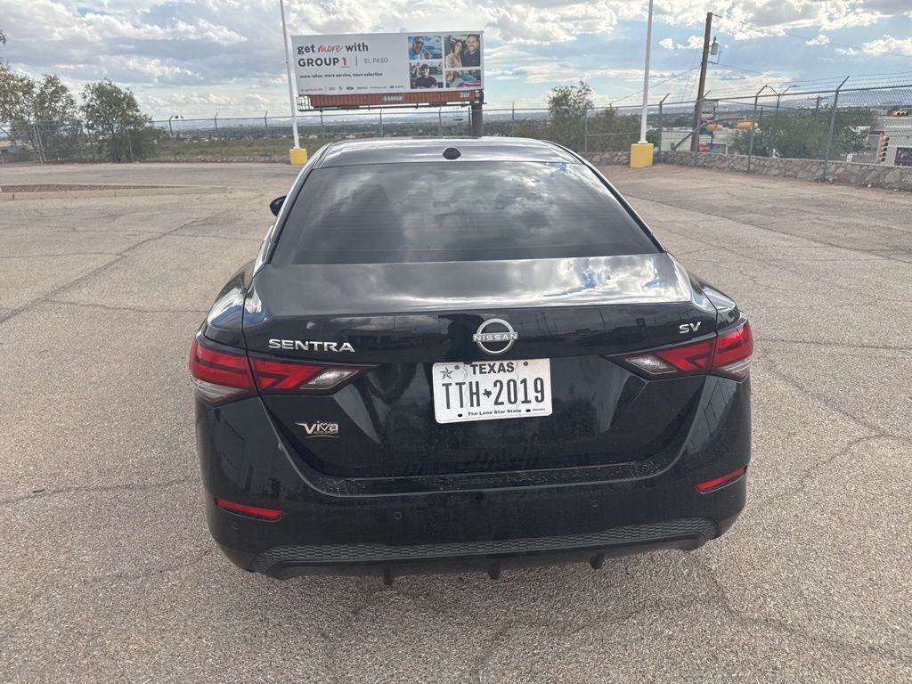 2024 Nissan Sentra SV photo 11