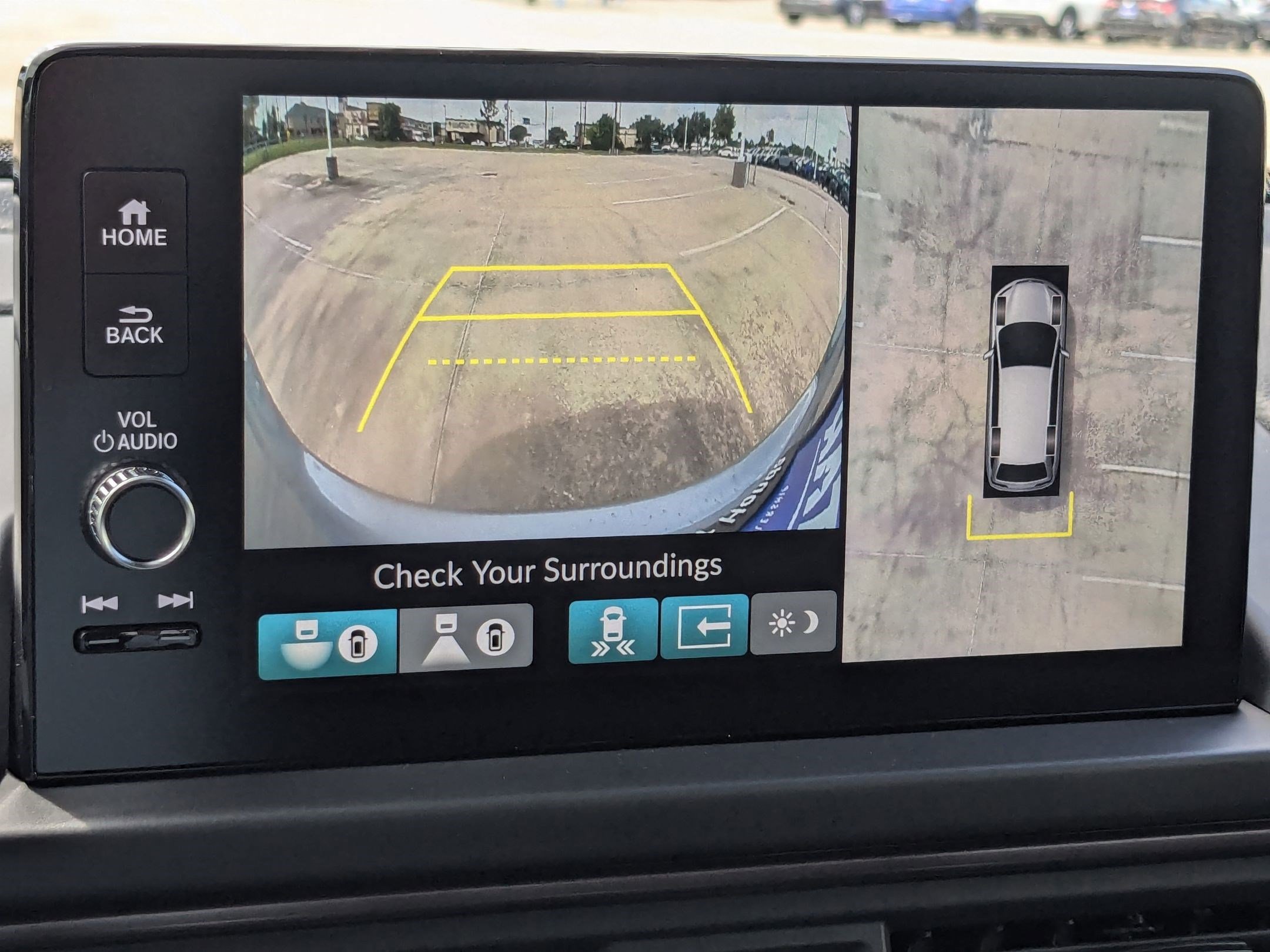 2025 Honda Pilot TrailSport photo 11