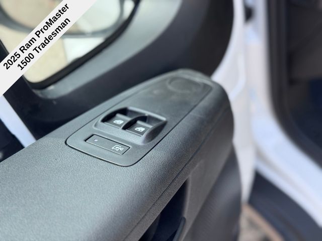 2025 Ram ProMaster 1500 photo 10