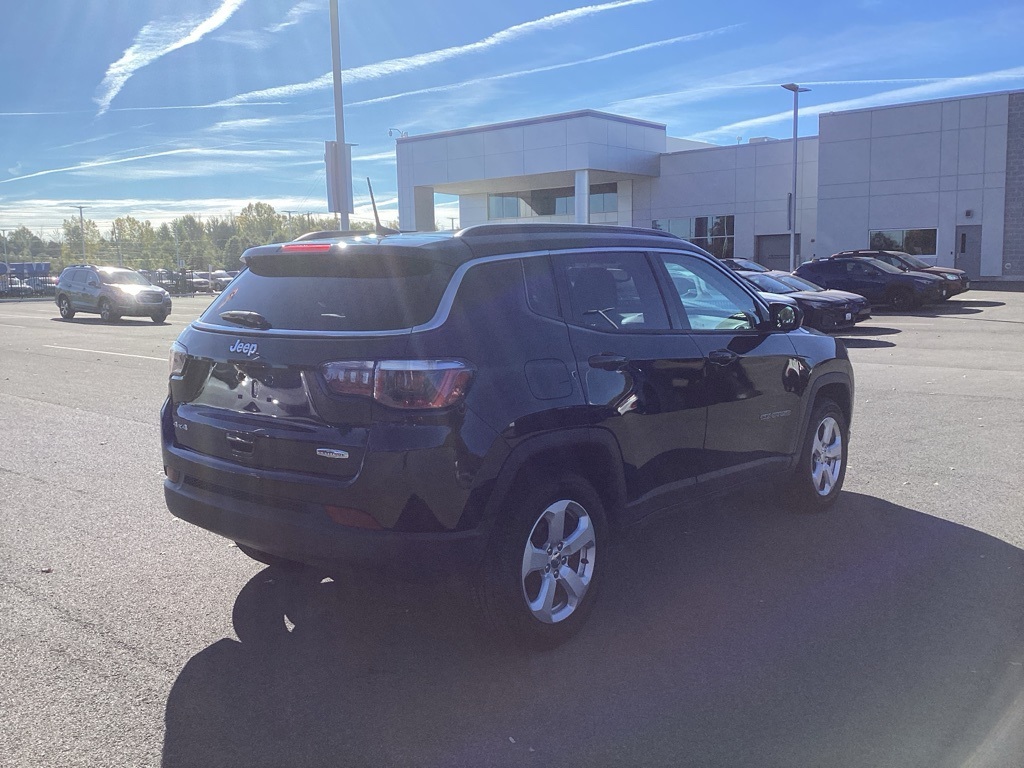 2019 Jeep Compass Latitude photo 4