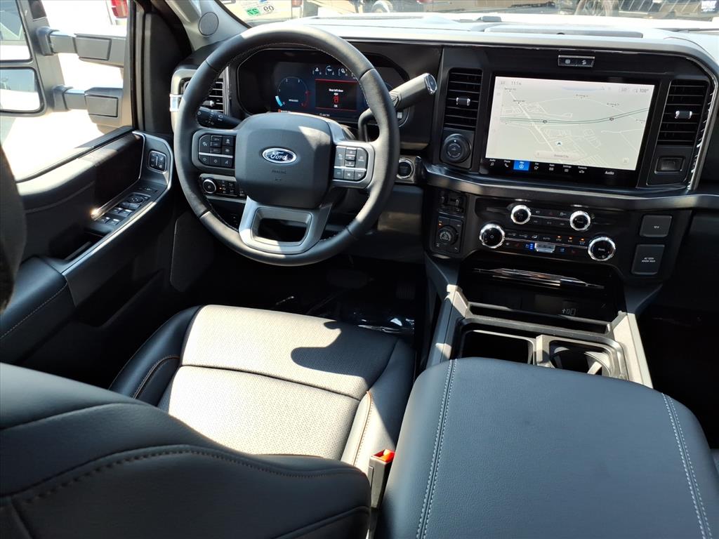 2026 Ford F-250 Lariat photo 3