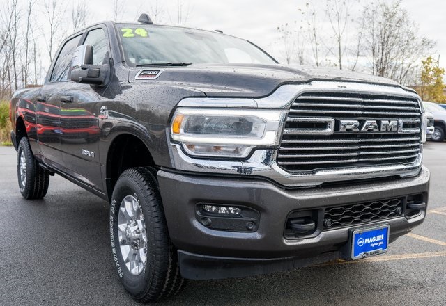 2024 Ram 2500 Laramie photo 4