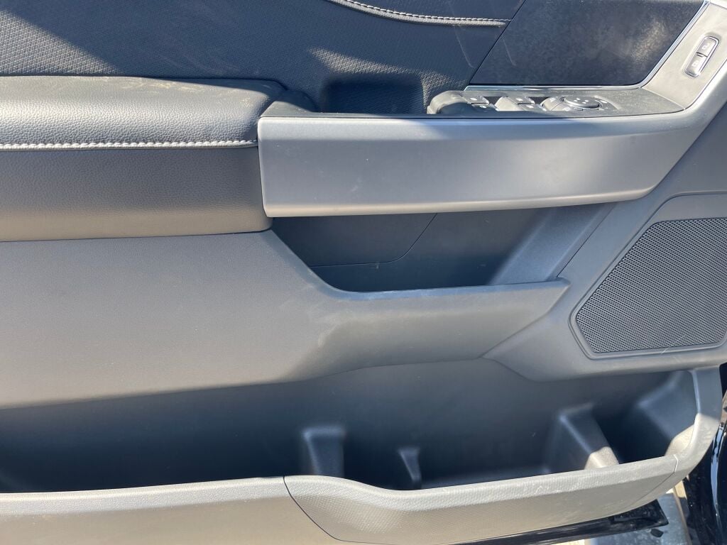 2025 Ford F-150 XLT photo 7