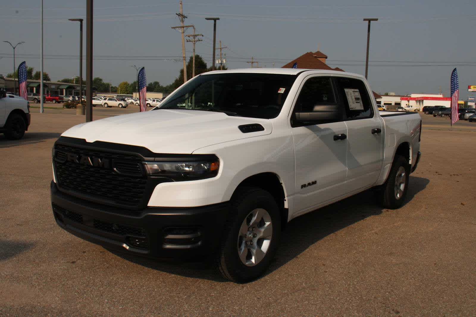 2026 Ram 1500 Tradesman photo 4