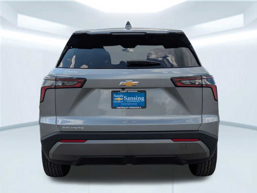 2026 Chevrolet Equinox LT photo 2