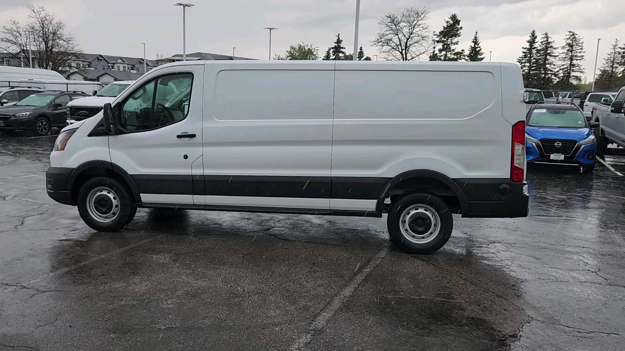 2025 Ford Transit Cargo Van photo 4