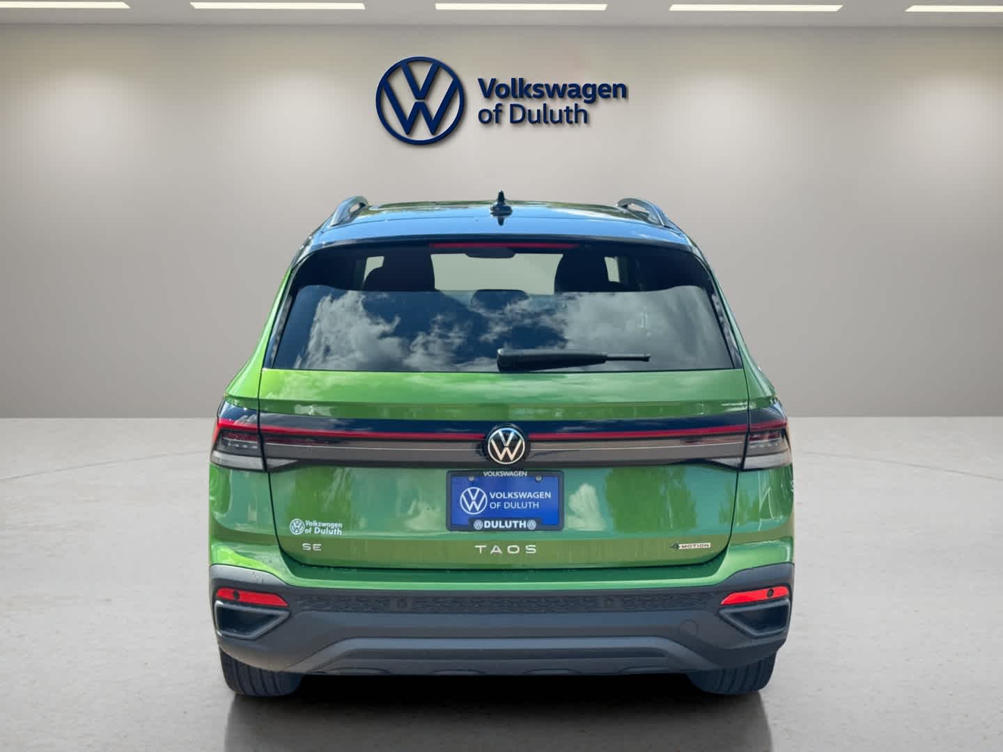 2025 Volkswagen Taos SE photo 3