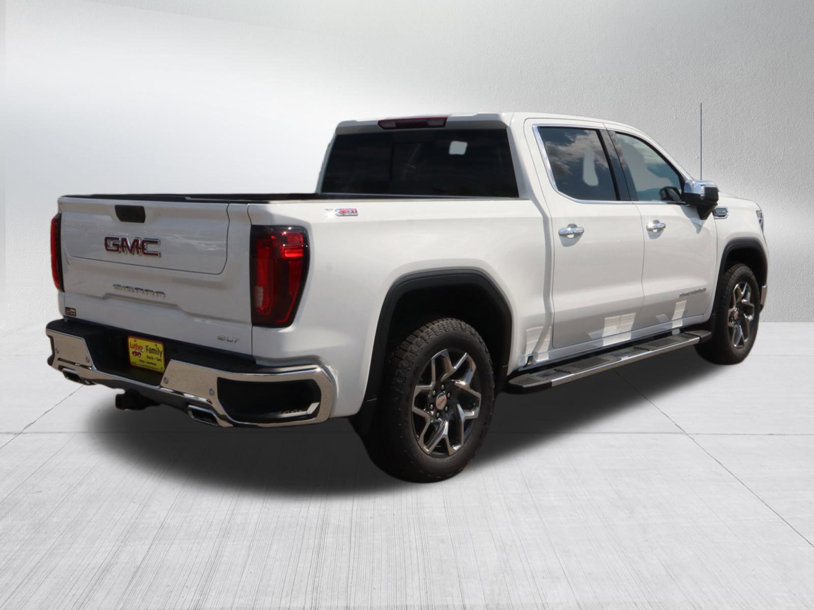 2026 Gmc Sierra 1500 SLT photo 7