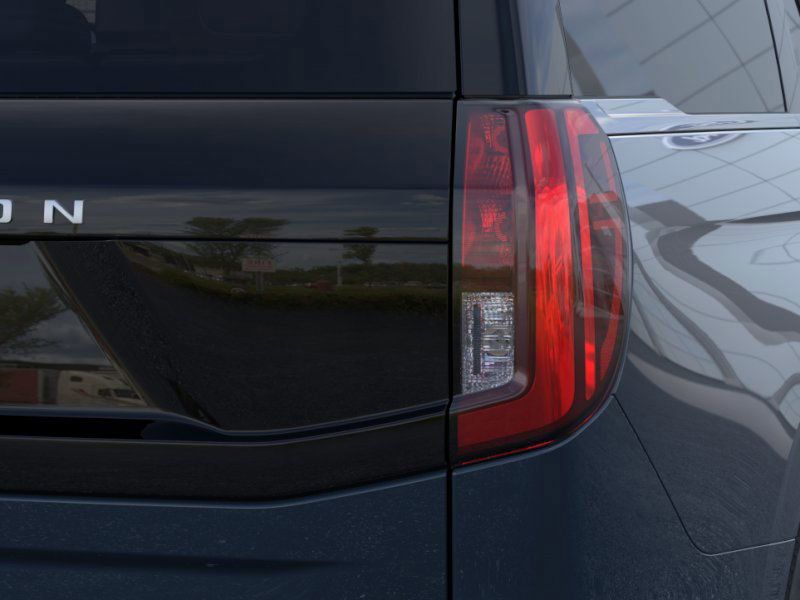 2025 Ford Expedition photo 18